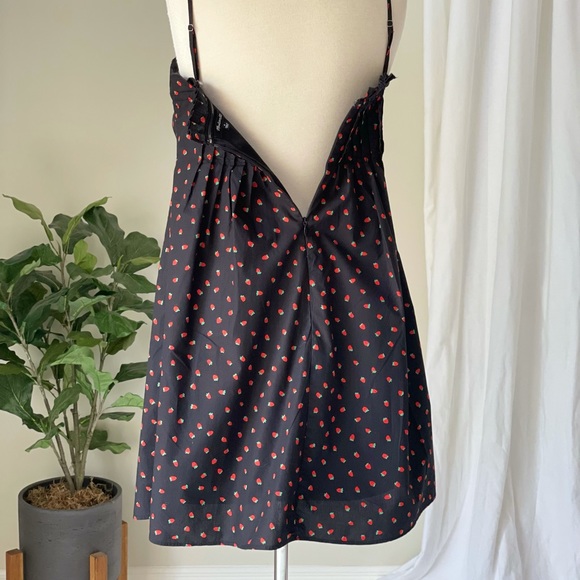 Madewell Pintuck Cami Dress in Fresh Strawberries Fruit Print - Picture 6 of 11